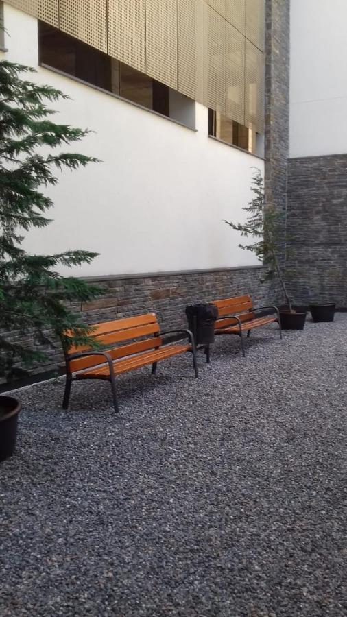 Comfortable Studio With Mountain View In Arinsal 40 M² + Ski Storage Kültér fotó