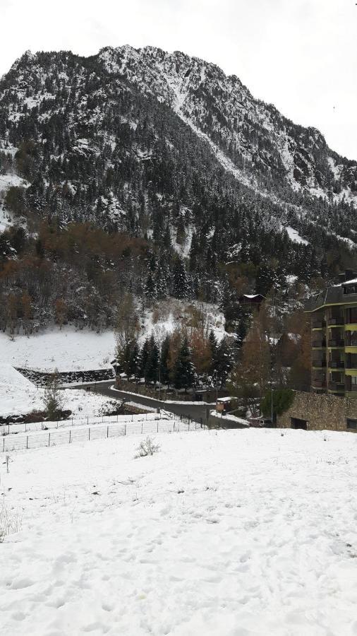 Comfortable Studio With Mountain View In Arinsal 40 M² + Ski Storage Kültér fotó
