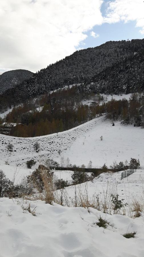 Comfortable Studio With Mountain View In Arinsal 40 M² + Ski Storage Kültér fotó