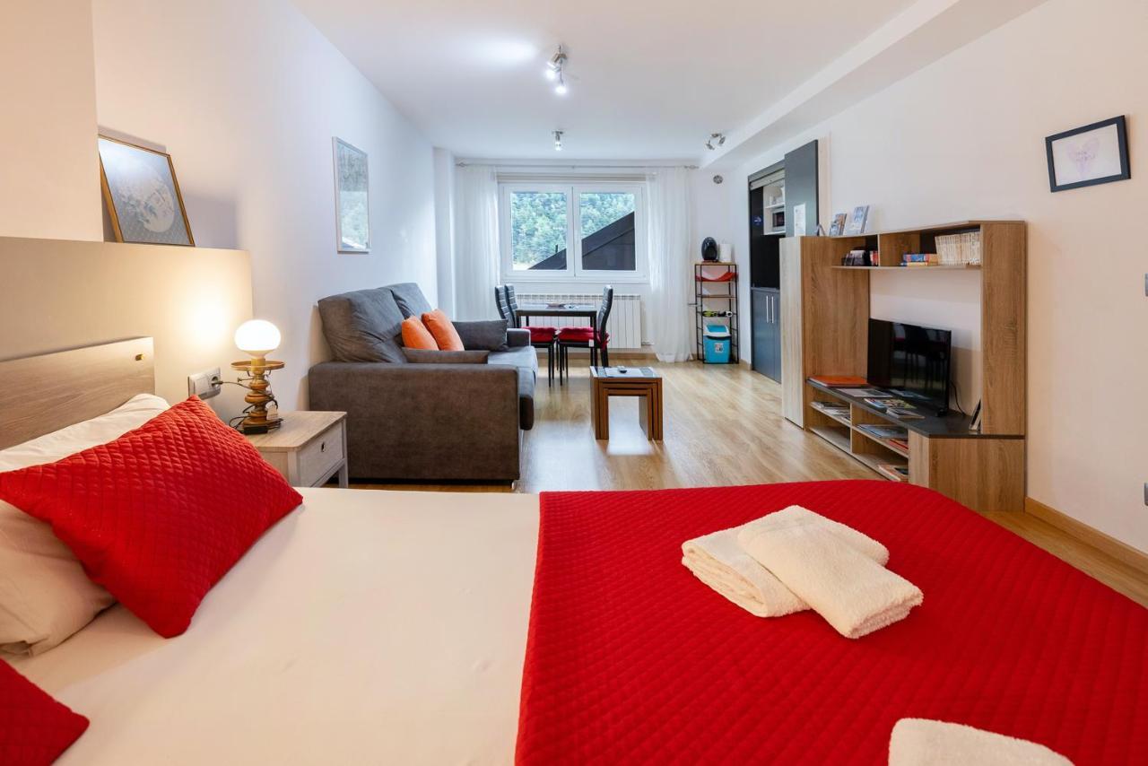 Comfortable Studio With Mountain View In Arinsal 40 M² + Ski Storage Kültér fotó