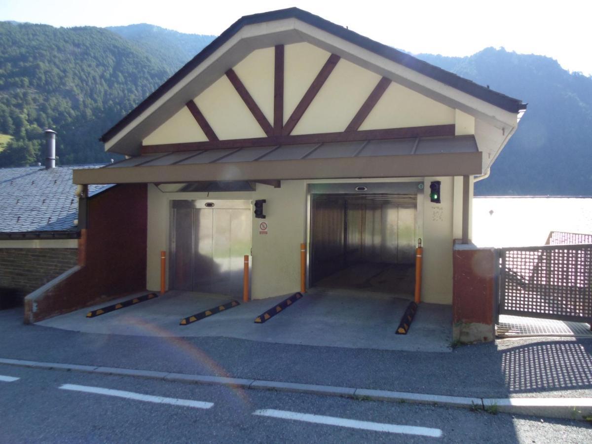 Comfortable Studio With Mountain View In Arinsal 40 M² + Ski Storage Kültér fotó